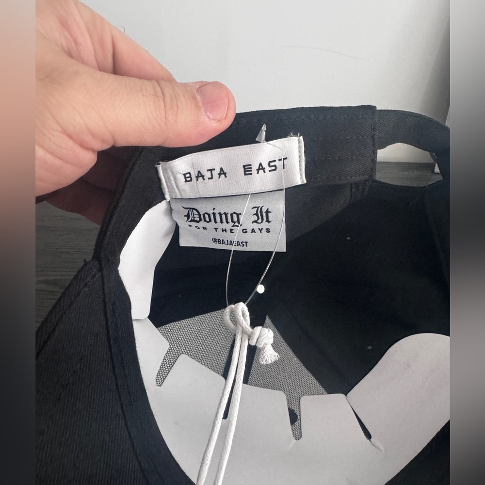 Brand new Baja east cap - Picture 5 of 6